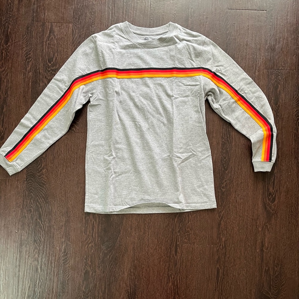 Smooth grey long sleeve
